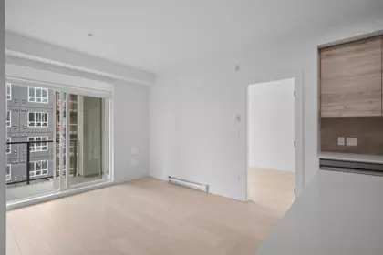 Primary Bedroom Photo of 513 30490 Cardinal Avenue, Abbotsford, BC