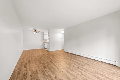 207 230 Mowat Street, New Westminster, BC, New Westminster — Apartment/Condo for sale