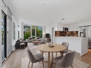 302 8533 River District Crossing, Vancouver, BC, Vancouver — Apartment/Condo for sale