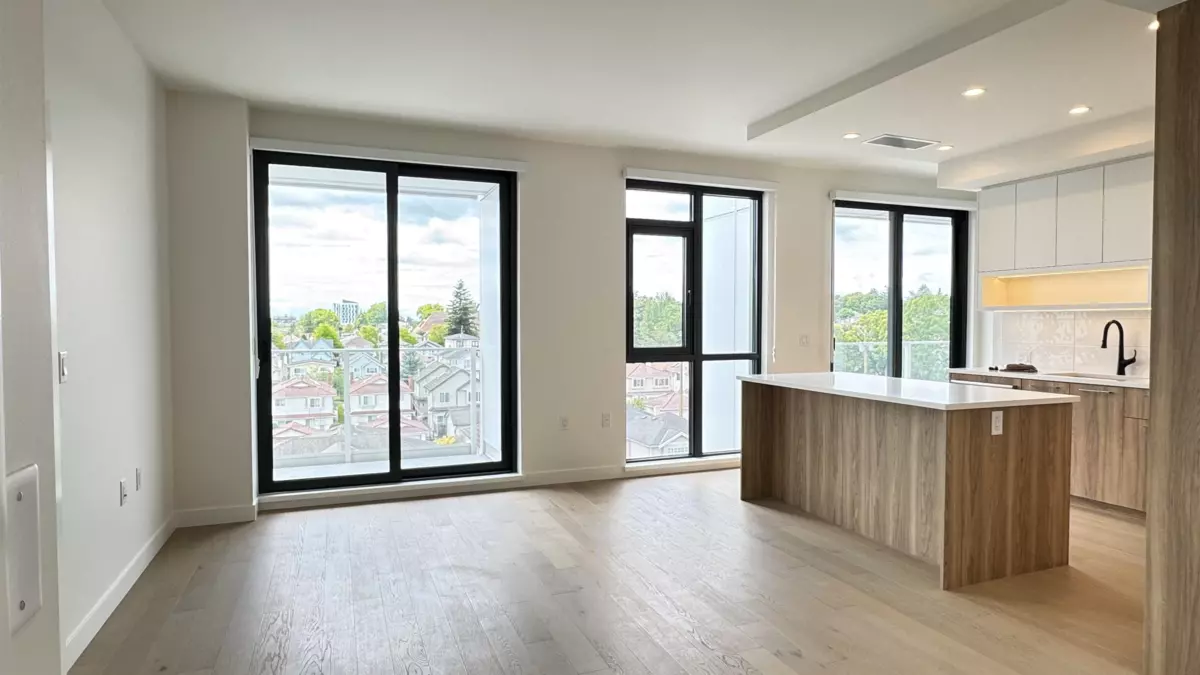 Dining Area Photo of 604 8398 Oak Street, Vancouver, BC