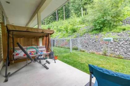 Staircase Photo of 86 6026 Lindeman Street, Chilliwack, BC