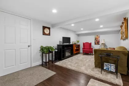 Hallway Photo of 33469 5th Avenue, Mission, BC