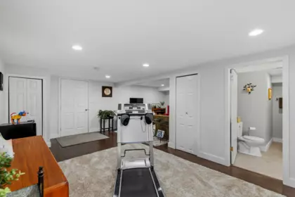 Mudroom Photo of 33469 5th Avenue, Mission, BC