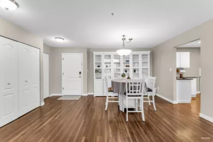 Walk-In Closet Photo of 404 20088 55a Avenue, Langley, BC