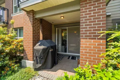110 5889 Irmin Street, Burnaby, BC, Burnaby — Apartment/Condo for sale
