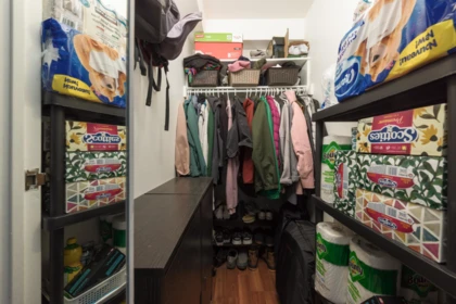 Mudroom Photo of 404 47 Agnes Street, New Westminster, BC
