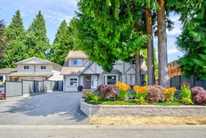 Kitchen Photo of 14343 17 Avenue, Surrey, BC