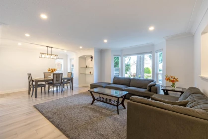 Primary Bedroom Photo of 14343 17 Avenue, Surrey, BC