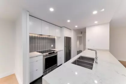 Mudroom Photo of 1003 867 Hamilton Street, Vancouver, BC