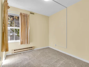 Bedroom 2 Photo of 204 876 W 16th Avenue, Vancouver, BC