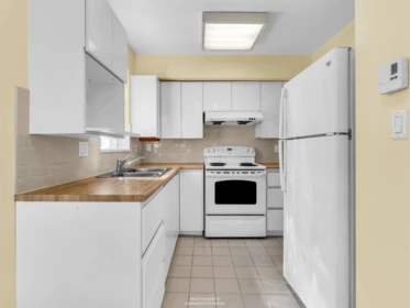 Office / Den Photo of 204 876 W 16th Avenue, Vancouver, BC