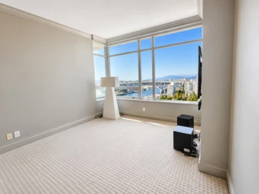 Breakfast Nook Photo of 1802 1515 Homer Mews, Vancouver, BC