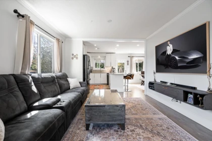 Kitchen Photo of 2333 Kirkstone Road, North Vancouver, BC