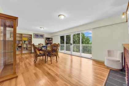 568 St. Giles Road, West Vancouver, BC, West Vancouver — Single Family Residence for sale