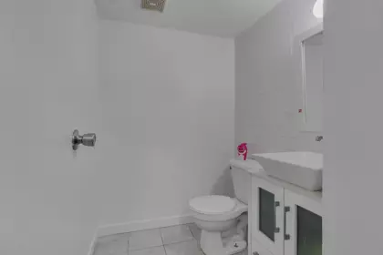 Kitchen Photo of 712 10620 150 Street, Surrey, BC