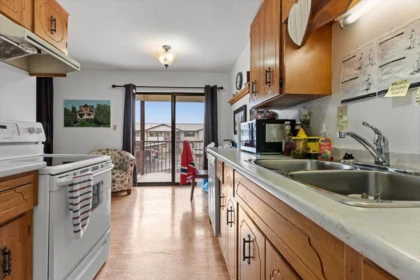 Kitchen Photo of 60 7455 Huron Street, Chilliwack, BC
