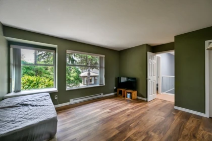 Kitchen Photo of 173 16080 82 Avenue, Surrey, BC
