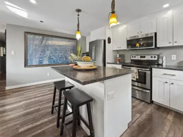 Primary Bedroom Photo of 10 32151 Lougheed Highway, Mission, BC