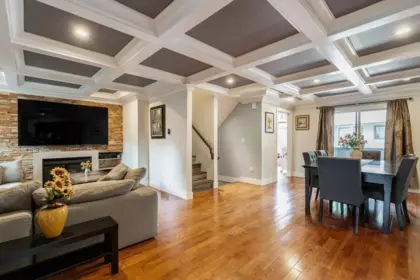 8514 Woodtrail Place, Burnaby, BC, Burnaby — Townhouse for sale