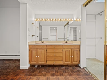 Entry Foyer Photo of 106 4900 Cartier Street, Vancouver, BC