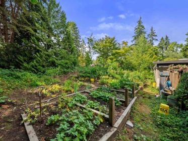 Hot Tub / Spa Photo of 106 4900 Cartier Street, Vancouver, BC