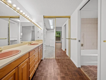 Laundry Room Photo of 106 4900 Cartier Street, Vancouver, BC