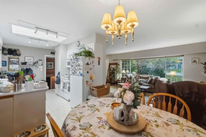 Breakfast Nook Photo of 14713 110 Avenue, Surrey, BC