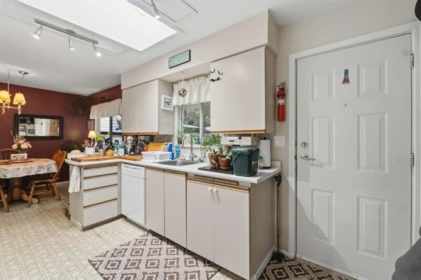Kitchen Island Photo of 14713 110 Avenue, Surrey, BC