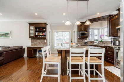 Breakfast Nook Photo of 19338 72a Avenue, Surrey, BC