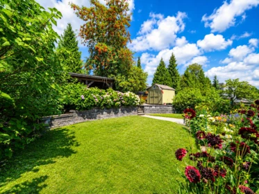 Outdoor Kitchen Photo of 8259 10th Avenue, Burnaby, BC