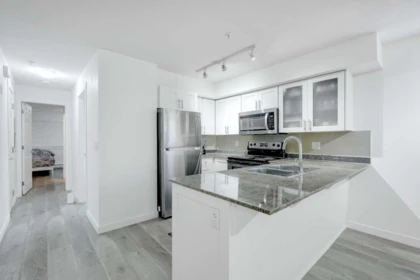 Primary Bathroom Photo of 108 13958 108 Avenue, Surrey, BC