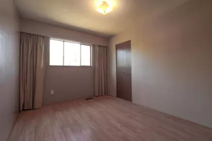 Basement Recreation Room Photo of 17844 57a Avenue, Surrey, BC