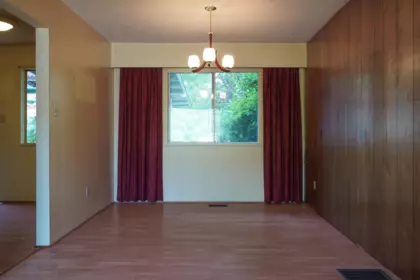 Breakfast Nook Photo of 17844 57a Avenue, Surrey, BC