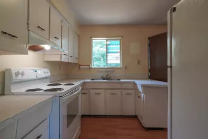 Primary Bathroom Photo of 17844 57a Avenue, Surrey, BC