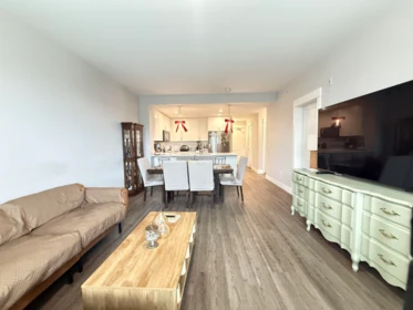 Primary Bedroom Photo of 4413 2180 Kelly Avenue, Port Coquitlam, BC