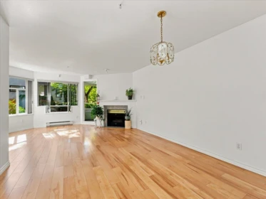 207 3638 Rae Avenue, Vancouver, BC, Vancouver — Apartment/Condo for sale