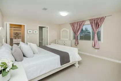 Bedroom 4 Photo of 10 7060 Bridge Street, Richmond, BC