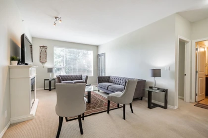 Hallway Photo of 408 2581 Langdon Street, Abbotsford, BC