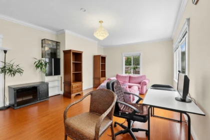 7320 Imperial Street, Burnaby, BC, Burnaby — Single Family Residence for sale