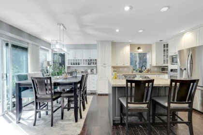Breakfast Nook Photo of 2028 Saskatchewan Avenue, Port Coquitlam, BC