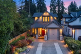 1585 Draycott Road, North Vancouver, BC