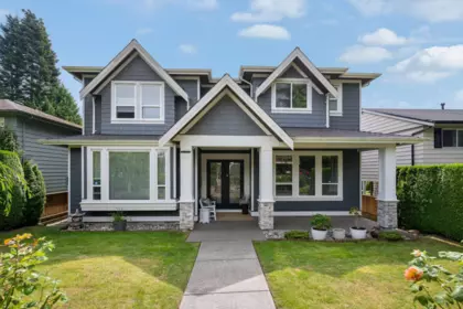 13632 Blackburn Avenue, White Rock, BC, White Rock — Single Family Residence for sale
