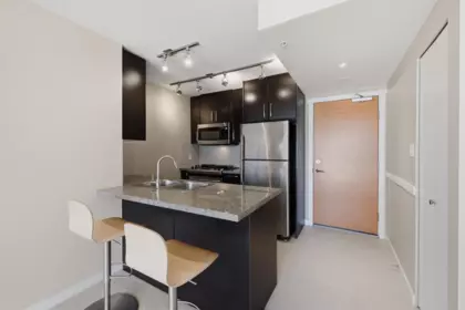 Primary Bathroom Photo of 1707 651 Nootka Way, Port Moody, BC