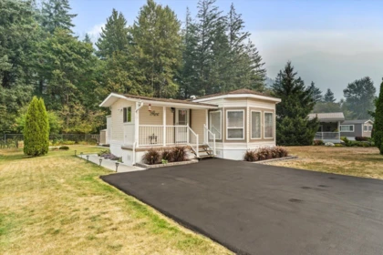10 65367 Kawkawa Lake Road, Hope, BC, Hope — Manufactured Home for sale