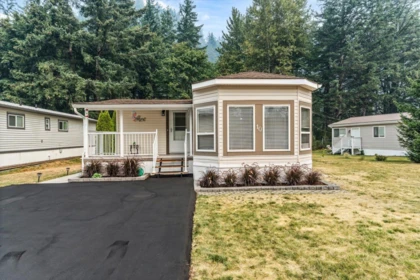 10 65367 Kawkawa Lake Road, Hope, BC, Hope — Manufactured Home for sale