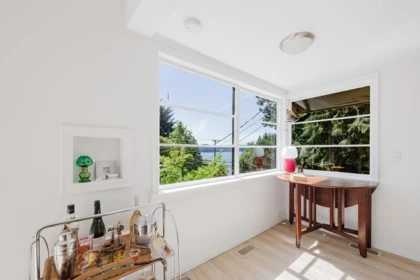 Kitchen Photo of 915 Marine Drive, Gibsons, BC