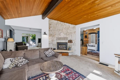 Breakfast Nook Photo of 3525 Mckinley Court, Abbotsford, BC