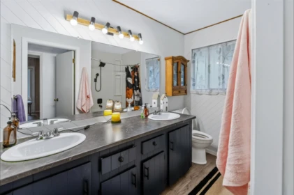 Laundry Room Photo of 3525 Mckinley Court, Abbotsford, BC