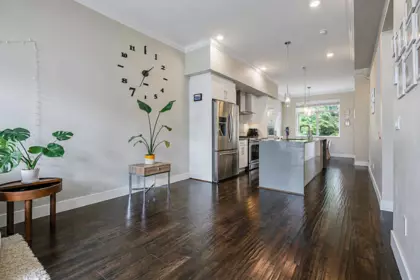 Kitchen Island Photo of 9 2528 156 Street, Surrey, BC