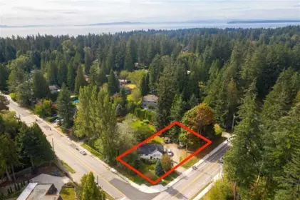 13590 20 Avenue, Surrey, BC, Surrey — Single Family Residence for sale